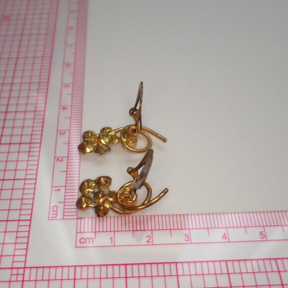 Vintage Austrian Brooch & Clip on Earring Set - Picture 10 of 14